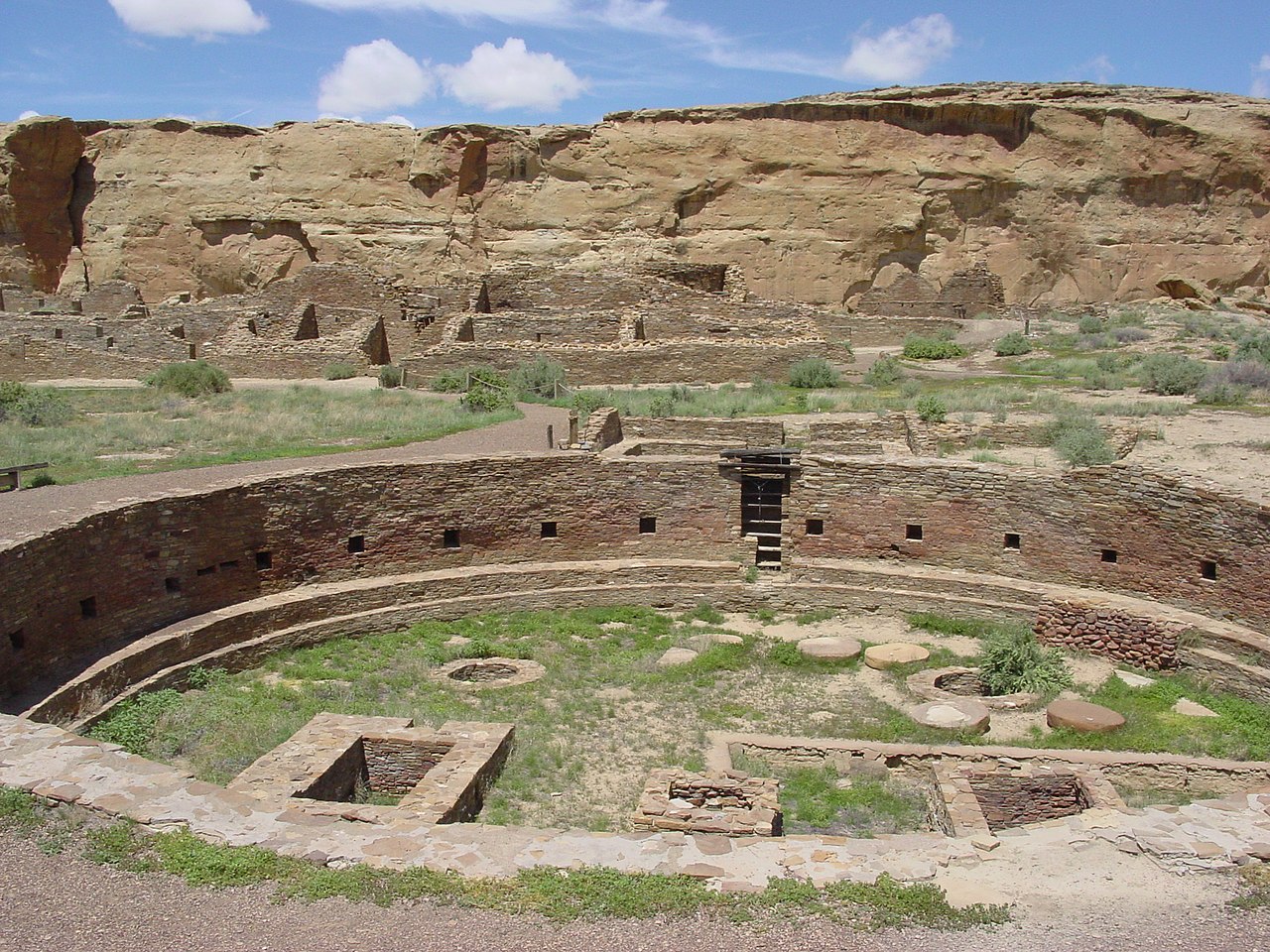 Chaco Canyon - prehistoric architecture